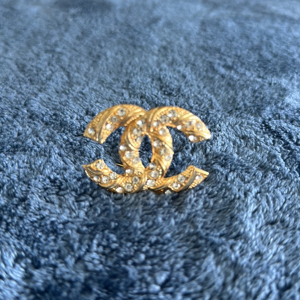 Brooch Pin